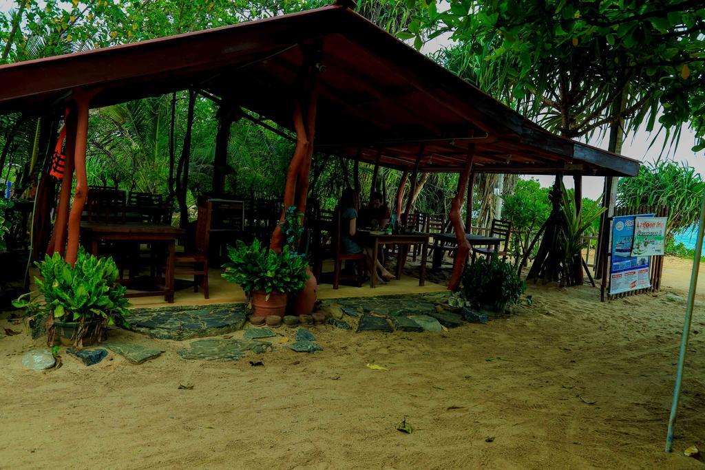 Mallika Guest House Tangalle Eksteriør bilde